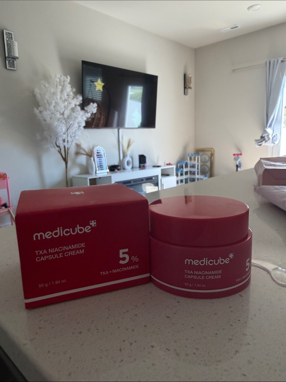 Medicube TXA Niacinamide Capsule Cream 5% - Pink